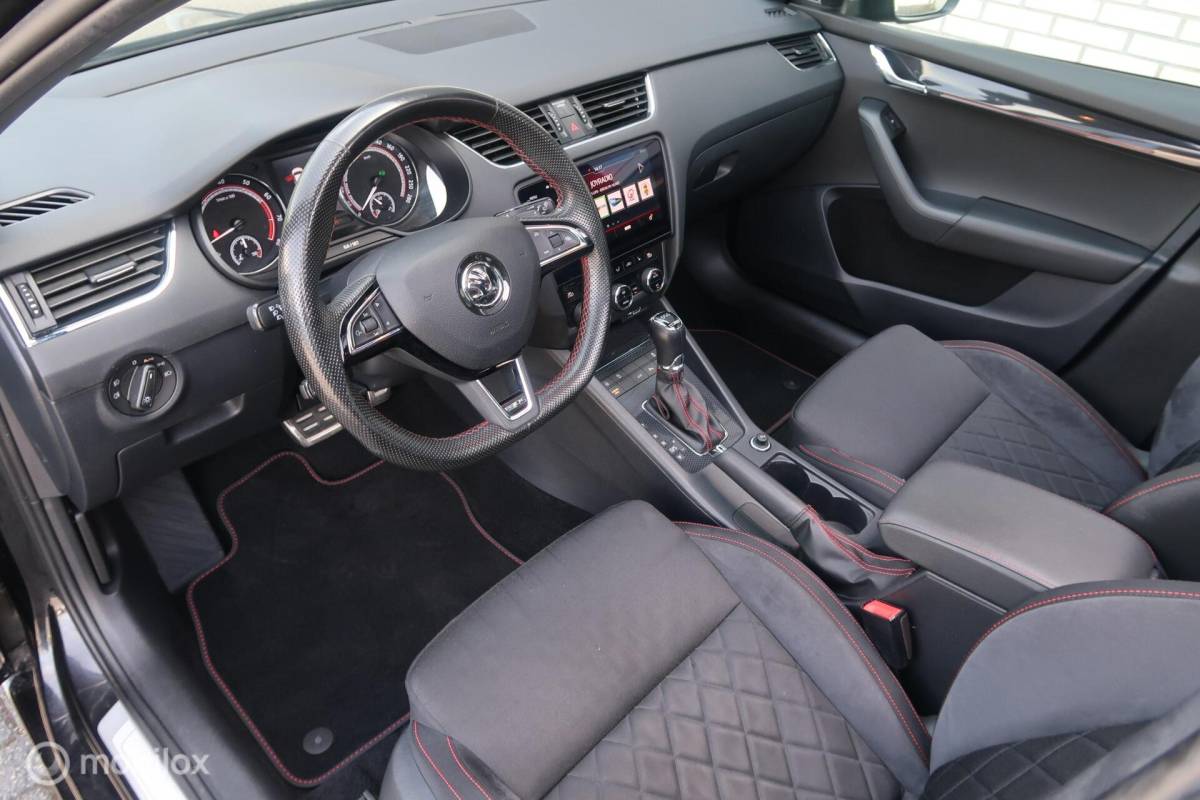 Škoda Octavia Skoda Octavia Combi 2.0 TSI RS 245 PANODAK,CANTON AUDIO,ACC