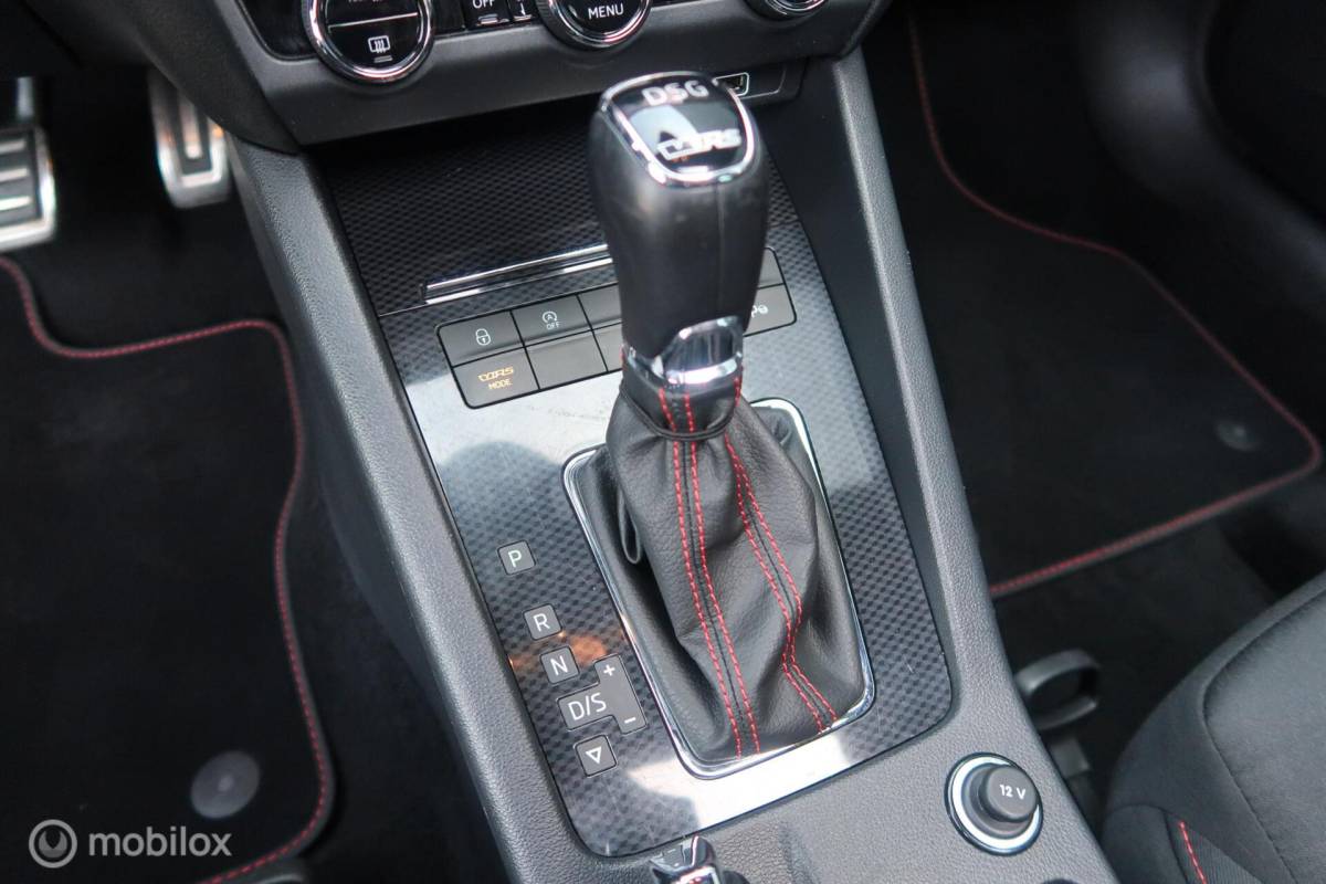 Škoda Octavia Skoda Octavia Combi 2.0 TSI RS 245 PANODAK,CANTON AUDIO,ACC
