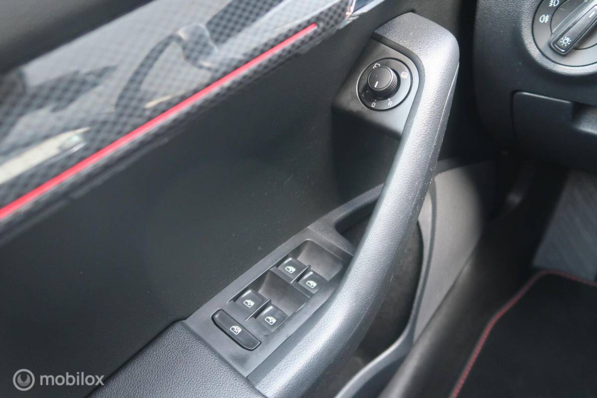 Škoda Octavia Skoda Octavia Combi 2.0 TSI RS 245 PANODAK,CANTON AUDIO,ACC