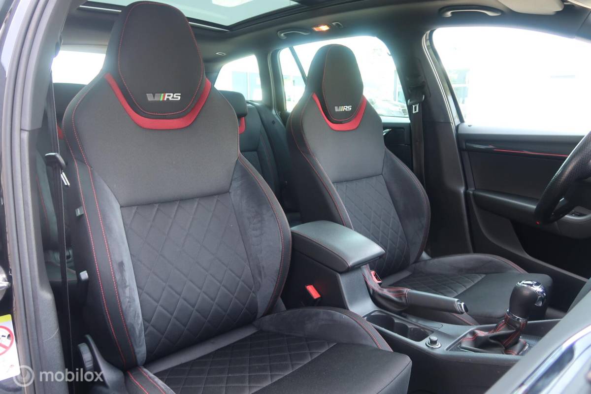 Škoda Octavia Skoda Octavia Combi 2.0 TSI RS 245 PANODAK,CANTON AUDIO,ACC