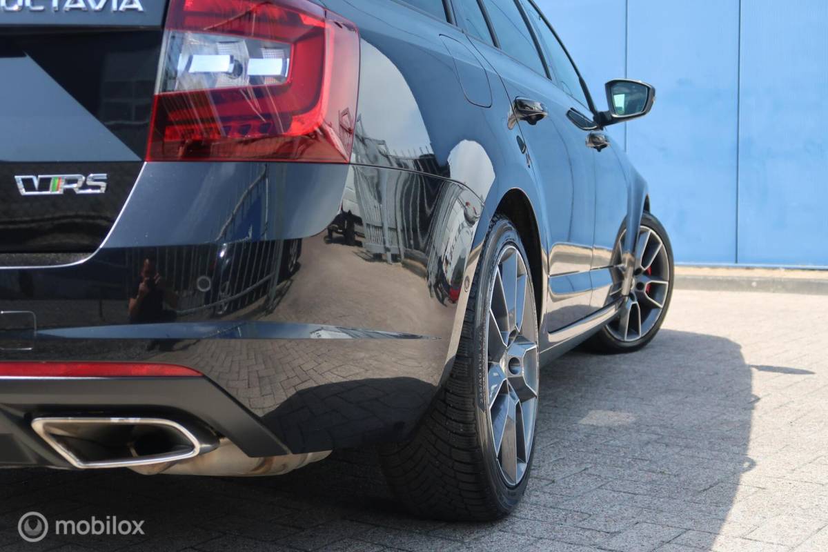Škoda Octavia Skoda Octavia Combi 2.0 TSI RS 245 PANODAK,CANTON AUDIO,ACC