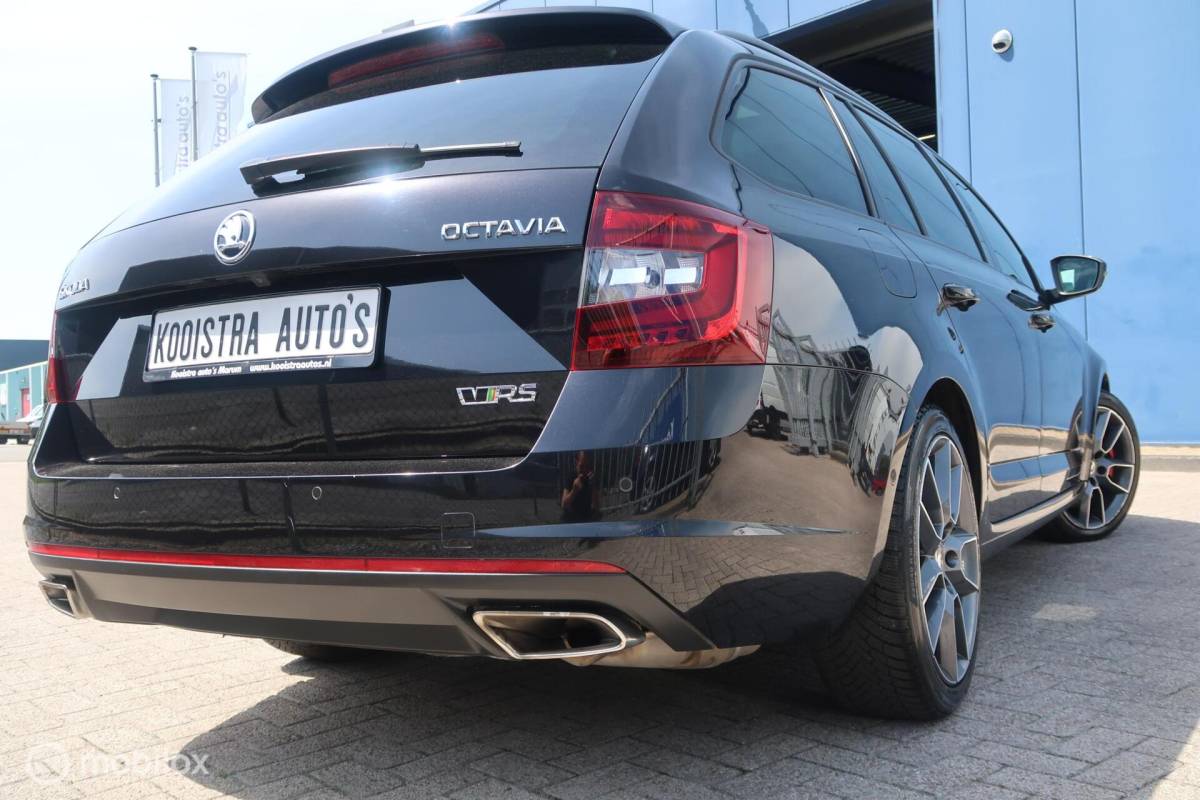 Škoda Octavia Skoda Octavia Combi 2.0 TSI RS 245 PANODAK,CANTON AUDIO,ACC