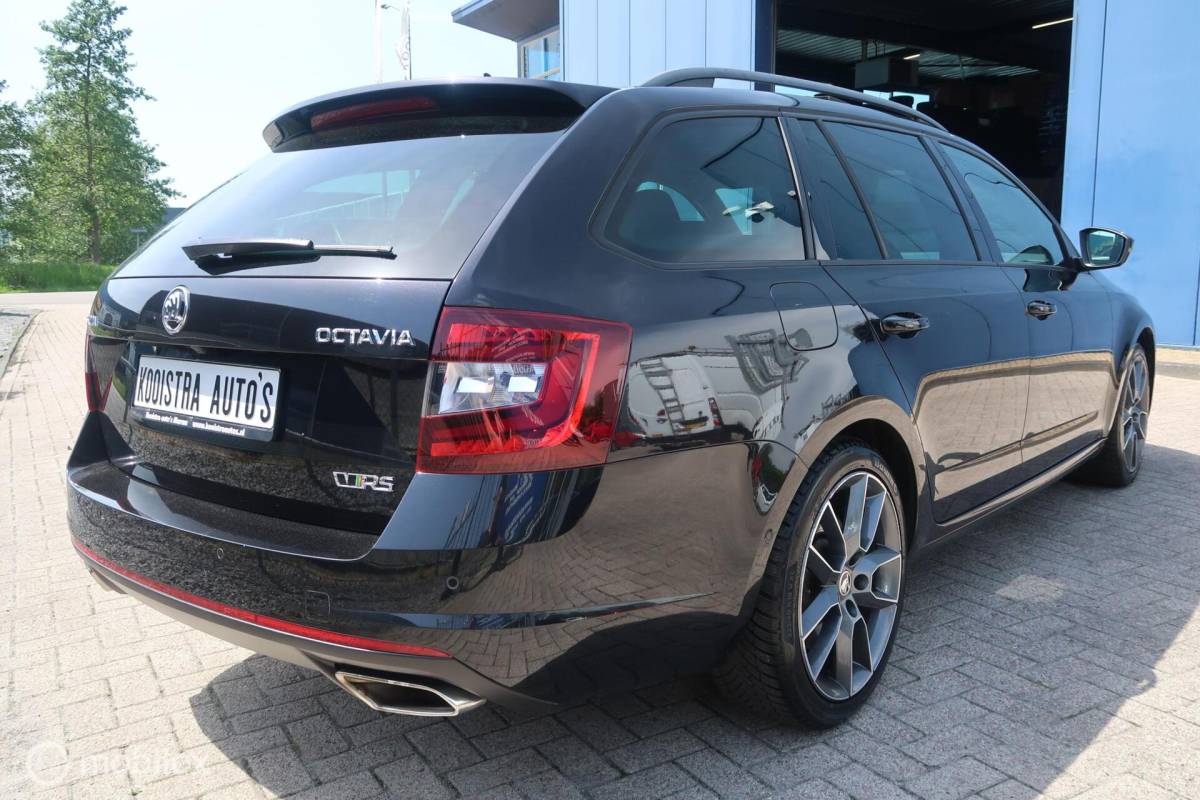 Škoda Octavia Skoda Octavia Combi 2.0 TSI RS 245 PANODAK,CANTON AUDIO,ACC
