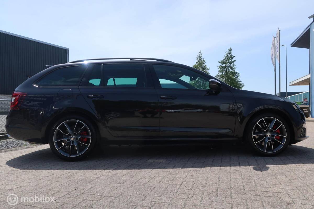 Škoda Octavia Skoda Octavia Combi 2.0 TSI RS 245 PANODAK,CANTON AUDIO,ACC