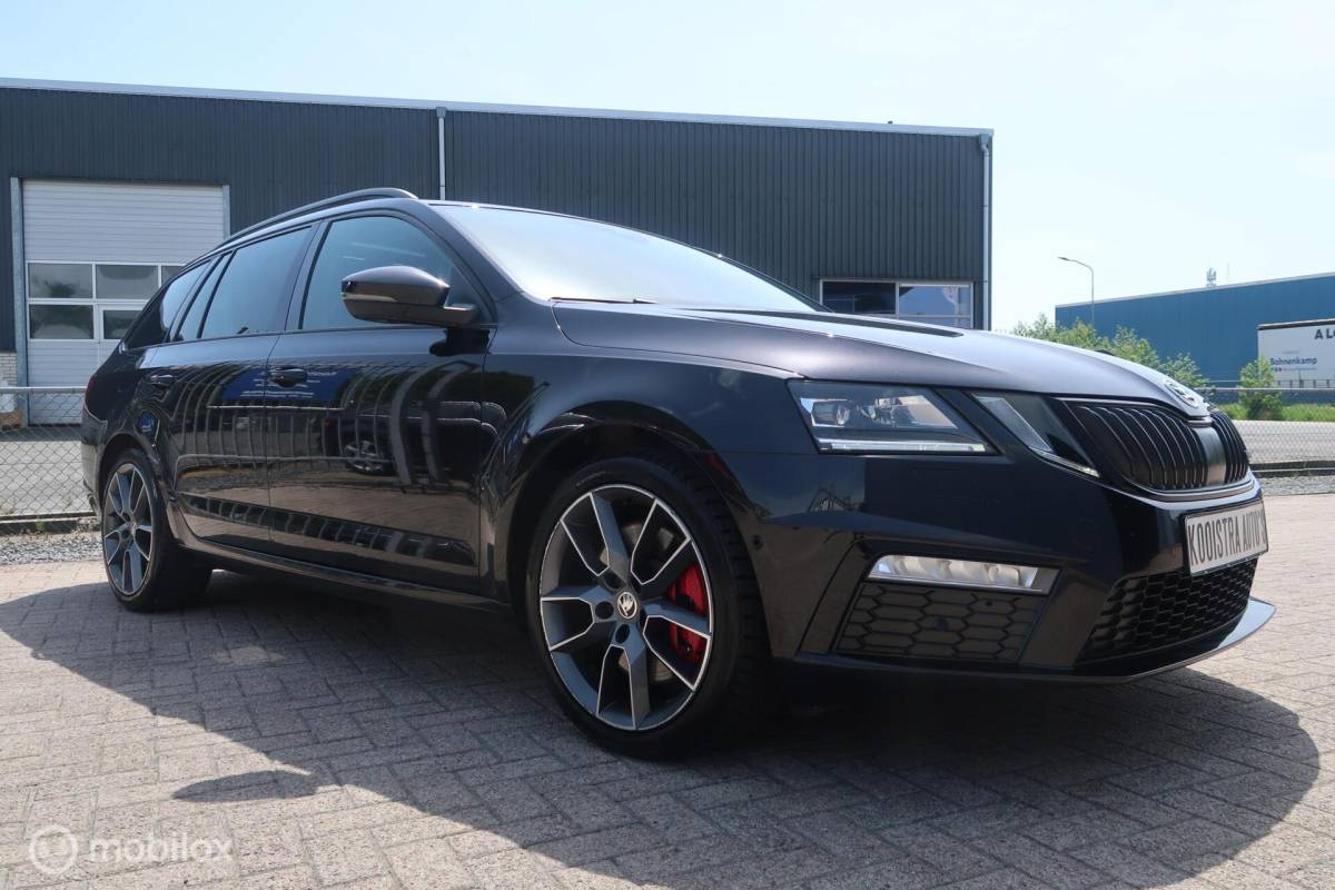 Škoda Octavia Skoda Octavia Combi 2.0 TSI RS 245 PANODAK,CANTON AUDIO,ACC