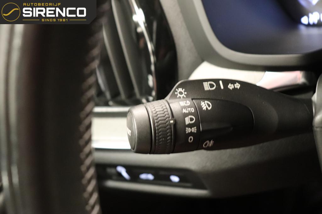 Volvo V60 Volvo V60 2.0 T6 Recharge AWD Inscription | leder comfort zetels | 341pk | stoel en stuur verwarming | trekhaak |