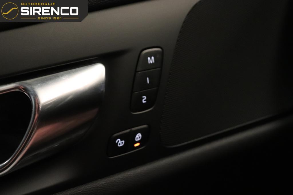 Volvo V60 Volvo V60 2.0 T6 Recharge AWD Inscription | leder comfort zetels | 341pk | stoel en stuur verwarming | trekhaak |