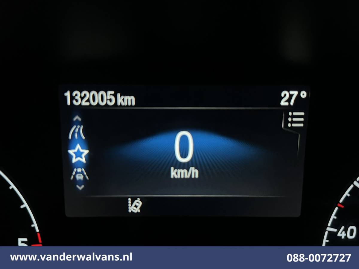 Ford Transit Ford Transit 2.0 TDCI 130pk Bakwagen Laadklep Euro6 Airco | Cruisecontrol | Verwarmde Voorruit | 1040 kg laadvermogen Bijrijdersbank