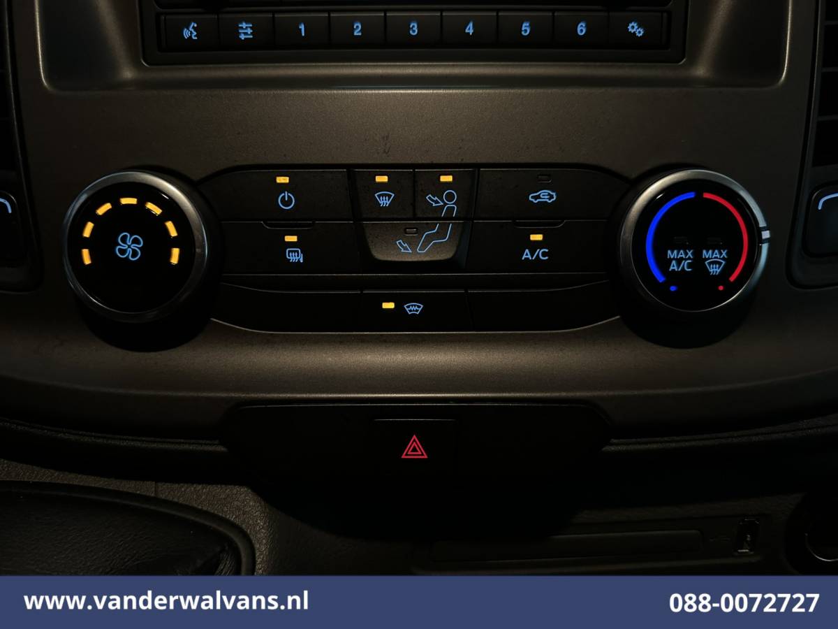 Ford Transit Ford Transit 2.0 TDCI 130pk Bakwagen Laadklep Euro6 Airco | Cruisecontrol | Verwarmde Voorruit | 1040 kg laadvermogen Bijrijdersbank