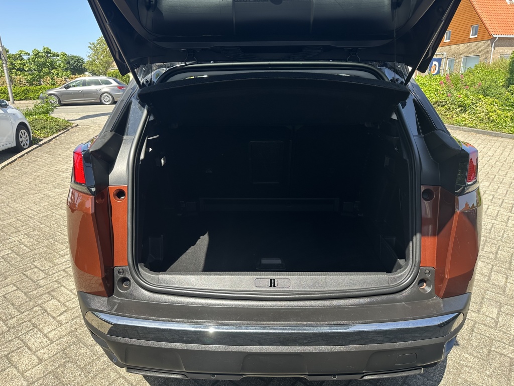 Peugeot 3008 Peugeot 3008 1.2 Allure | Leder | Stoelverwarming | Elektrische Stoelen |