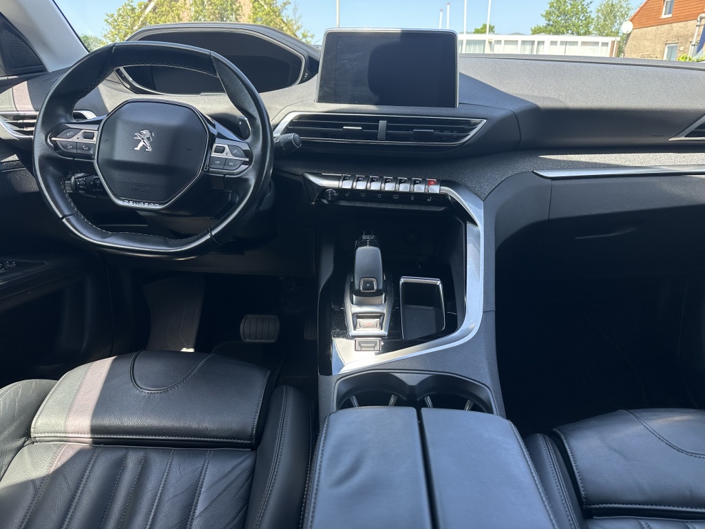 Peugeot 3008 Peugeot 3008 1.2 Allure | Leder | Stoelverwarming | Elektrische Stoelen |