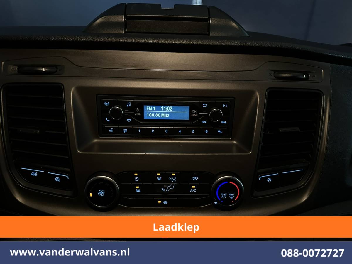 Ford Transit Ford Transit 2.0 TDCI 130pk Bakwagen Laadklep Euro6 Airco | 1040kg laadvermogen | Cruisecontrol | Verwarmde Voorruit Bijrijdersbank