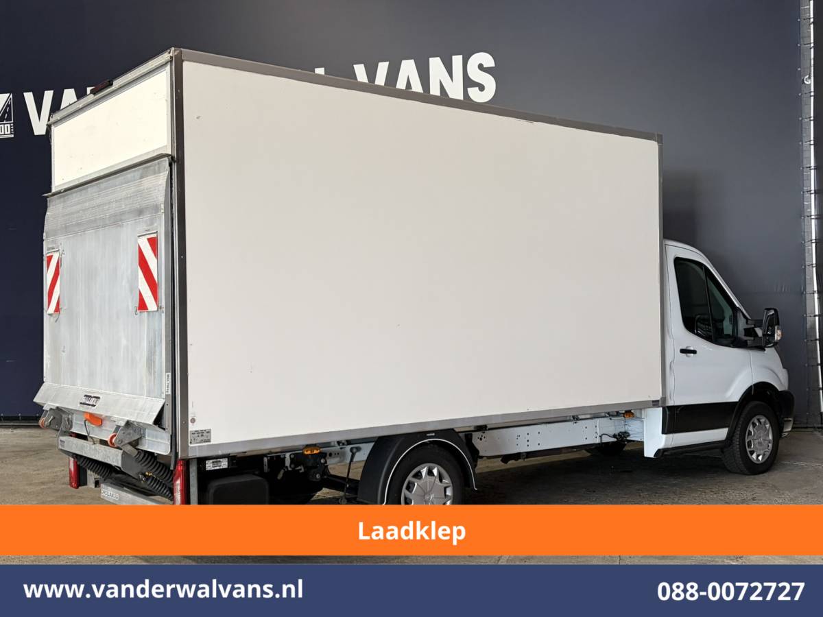 Ford Transit Ford Transit 2.0 TDCI 130pk Bakwagen Laadklep Euro6 Airco | 1040kg laadvermogen | Cruisecontrol | Verwarmde Voorruit Bijrijdersbank