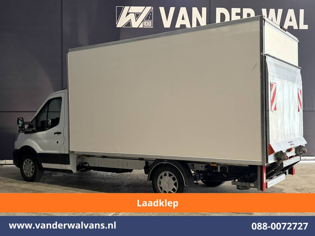 Ford Transit Ford Transit 2.0 TDCI 130pk Bakwagen Laadklep Euro6 Airco | 1040kg laadvermogen | Cruisecontrol | Verwarmde Voorruit Bijrijdersbank
