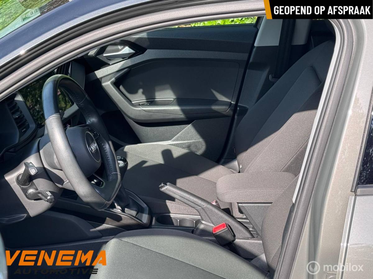 Audi A1 Sportback Audi A1 Sportback|S-Line|18″ Mat Bronze| LED| Virtual 49k km