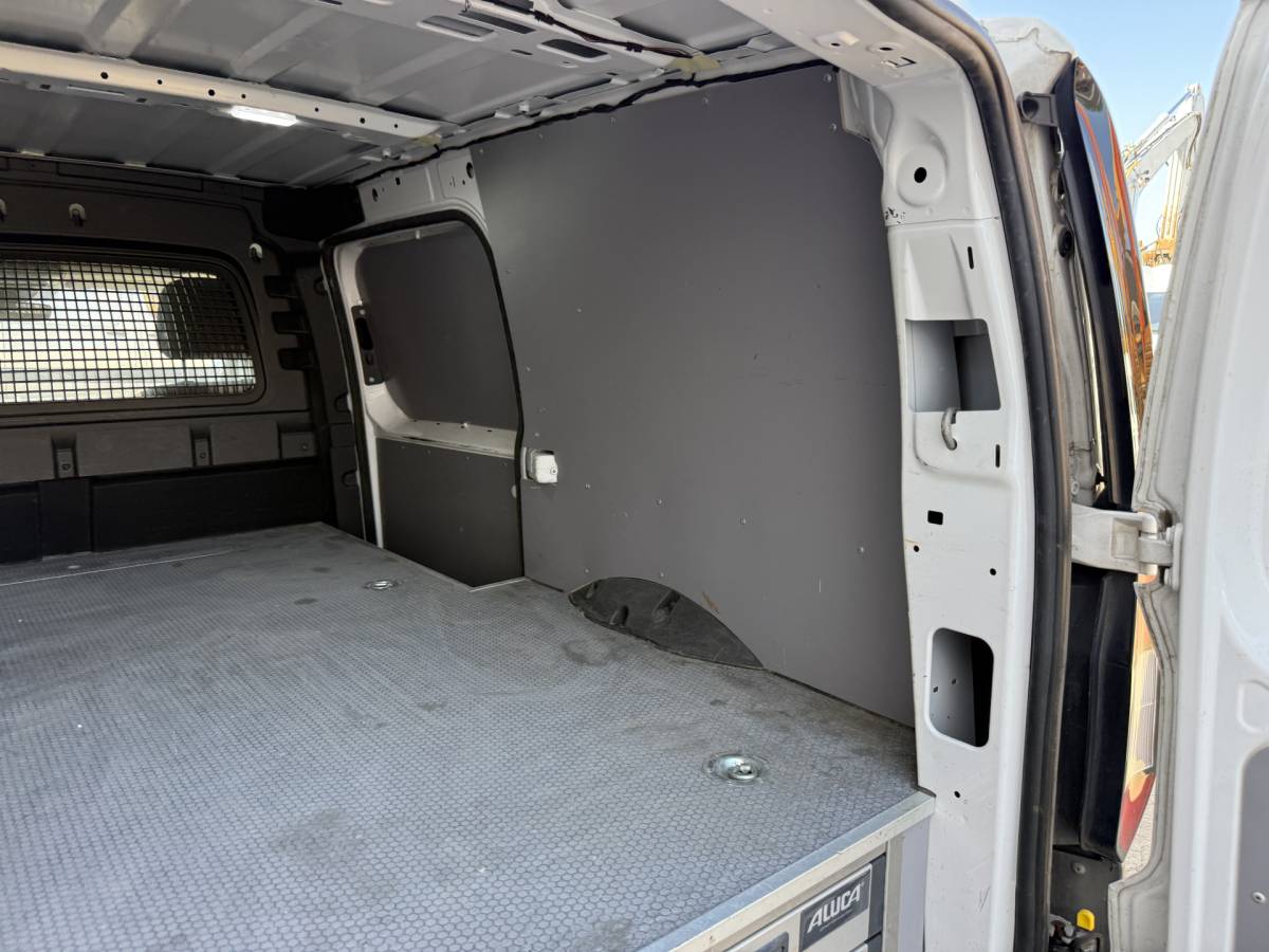 Volkswagen Caddy Volkswagen Caddy Cargo Maxi 2.0 TDI 122PK Automaat L2 Cruise Control Climate Control Navigatie Carplay Parkeersensoren Schuifladen Inbouw