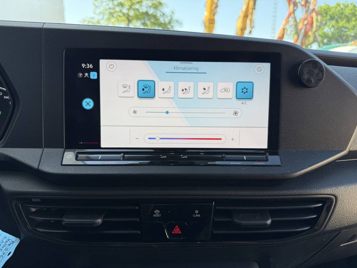 Volkswagen Caddy Volkswagen Caddy Cargo Maxi 2.0 TDI 122PK Automaat L2 Cruise Control Climate Control Navigatie Carplay Parkeersensoren Schuifladen Inbouw