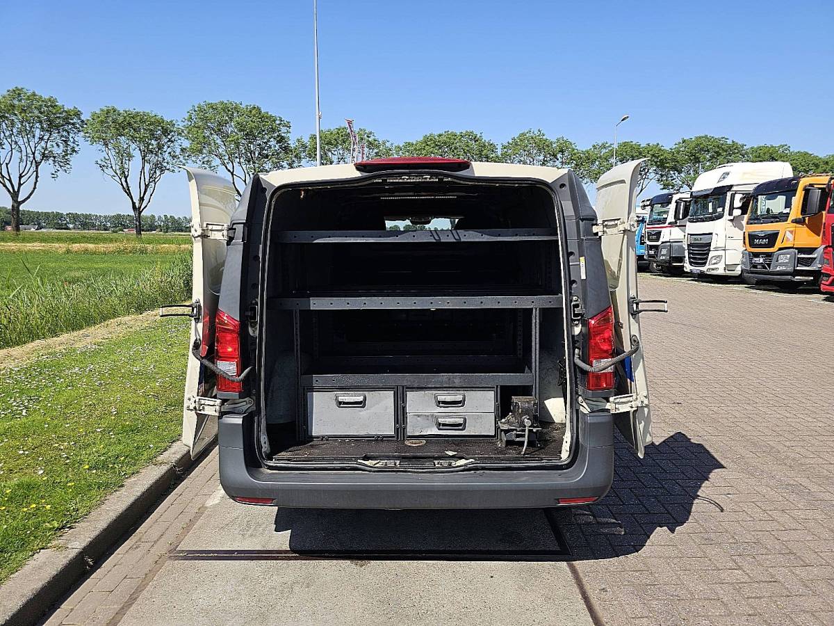Mercedes-Benz Vito MERCEDES-BENZ VITO 114 l2 airco euro6 136pk