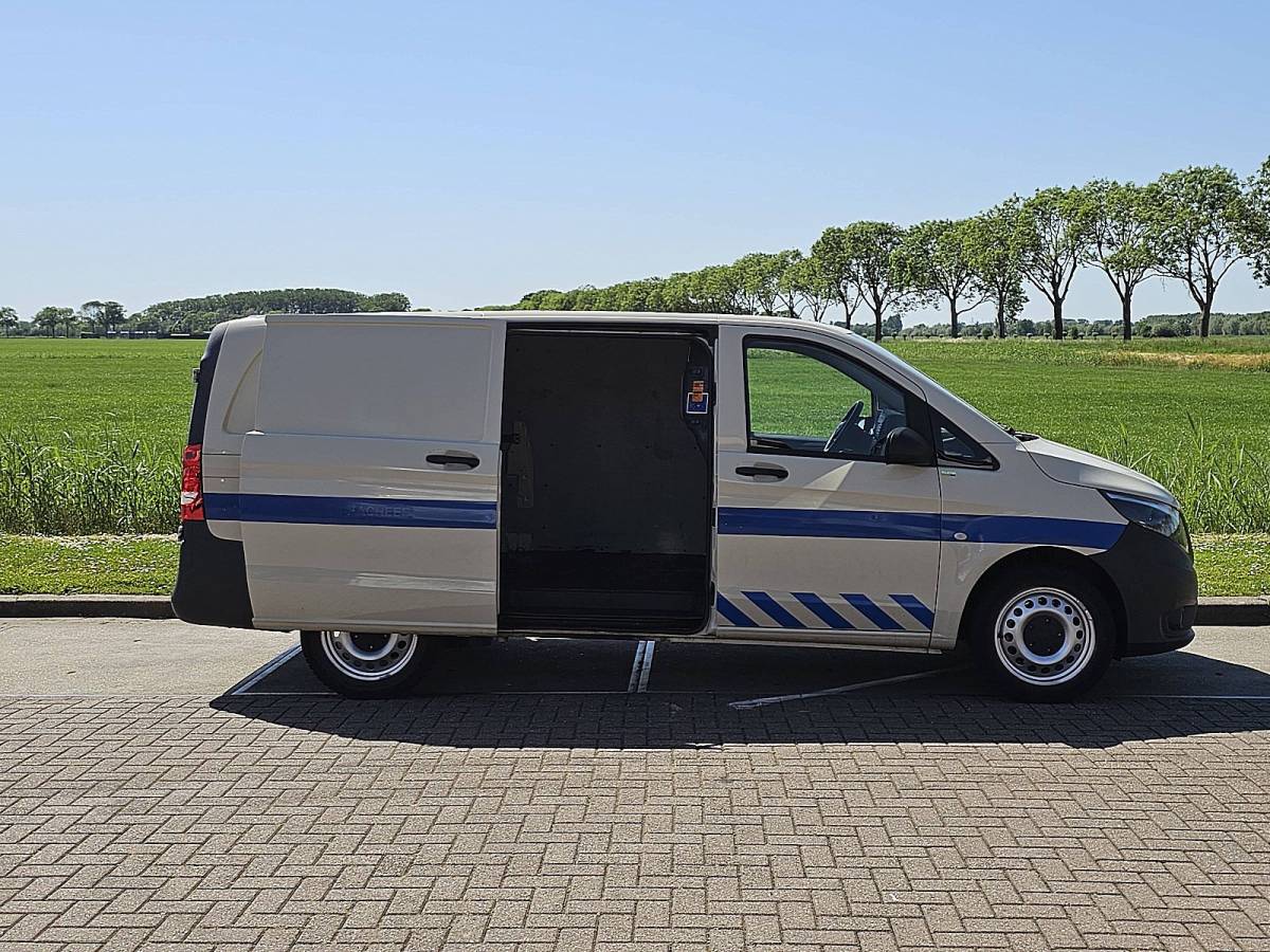 Mercedes-Benz Vito MERCEDES-BENZ VITO 114 l2 airco euro6 136pk