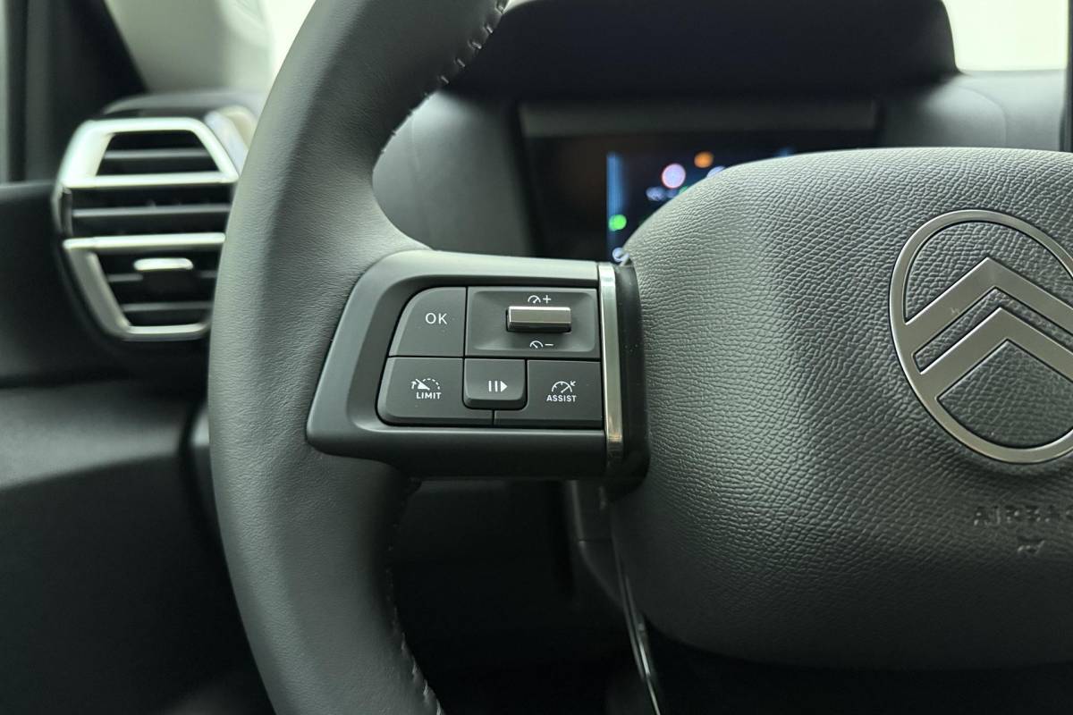 Citroën ë-C4 Citroen Ë-C4 You 136pk Standard range 50 kWh | Climate Control | Cruise Control | Apple Carplay/Android Auto | Metallic lak
