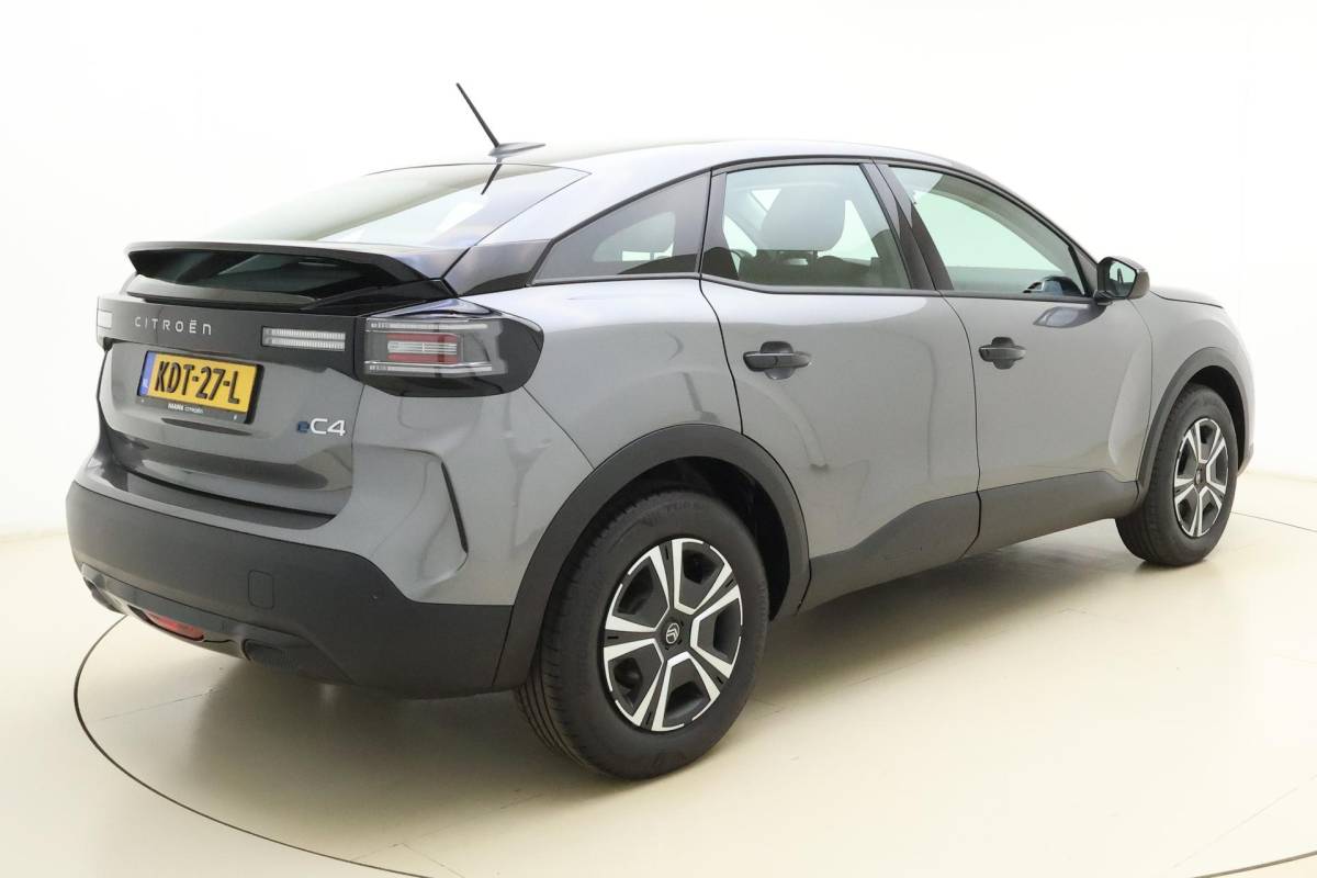Citroën ë-C4 Citroen Ë-C4 You 136pk Standard range 50 kWh | Climate Control | Cruise Control | Apple Carplay/Android Auto | Metallic lak
