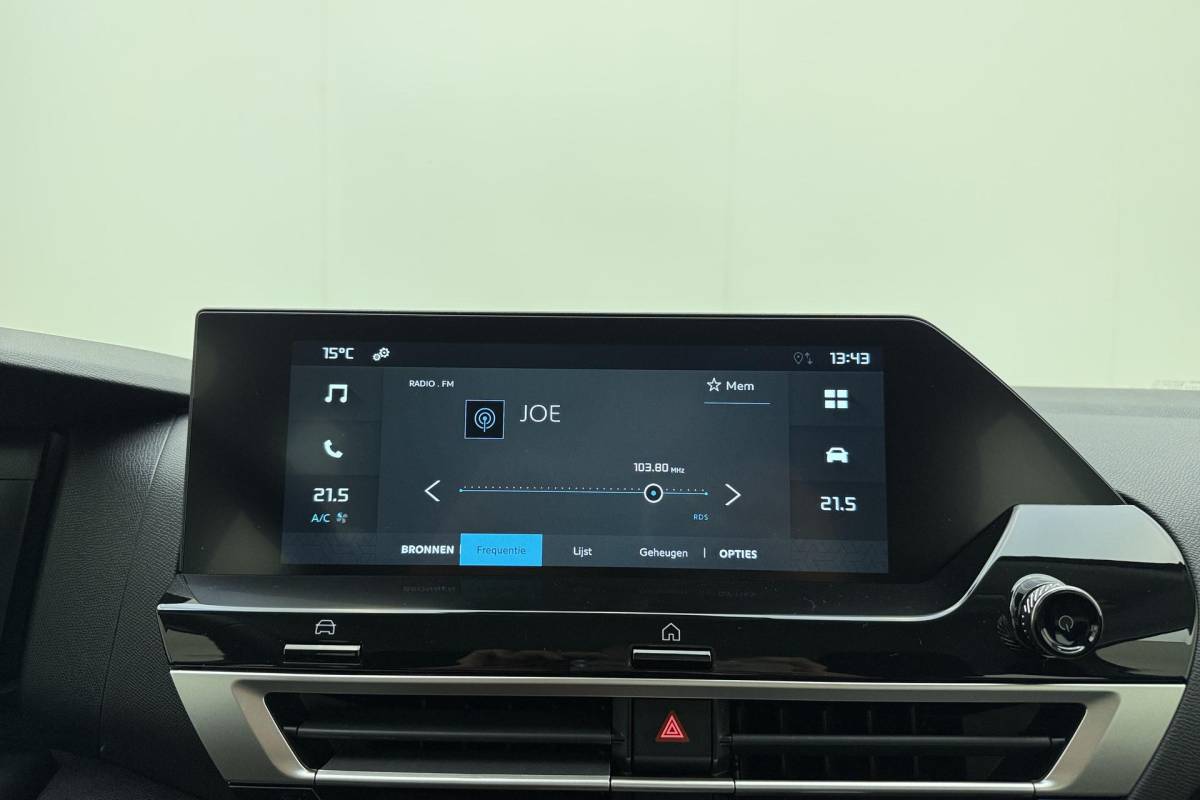 Citroën ë-C4 Citroen Ë-C4 You 136pk Standard range 50 kWh | Climate Control | Cruise Control | Apple Carplay/Android Auto | Metallic lak