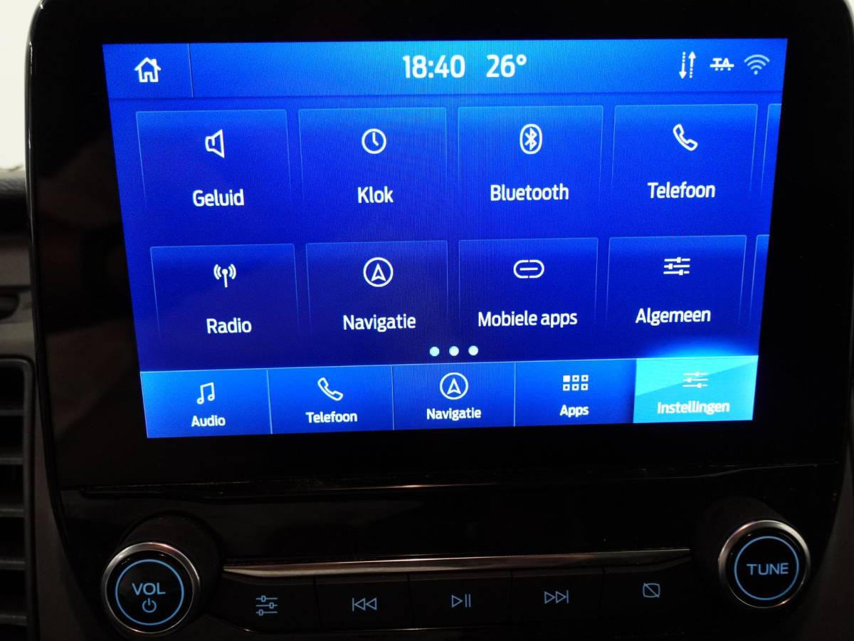 Ford Transit Custom Ford Transit Custom 300 2.0 TDCI L2H1 Trend Automaat Airco Navigatie Cruisecontrol Camera Parkeersensoren