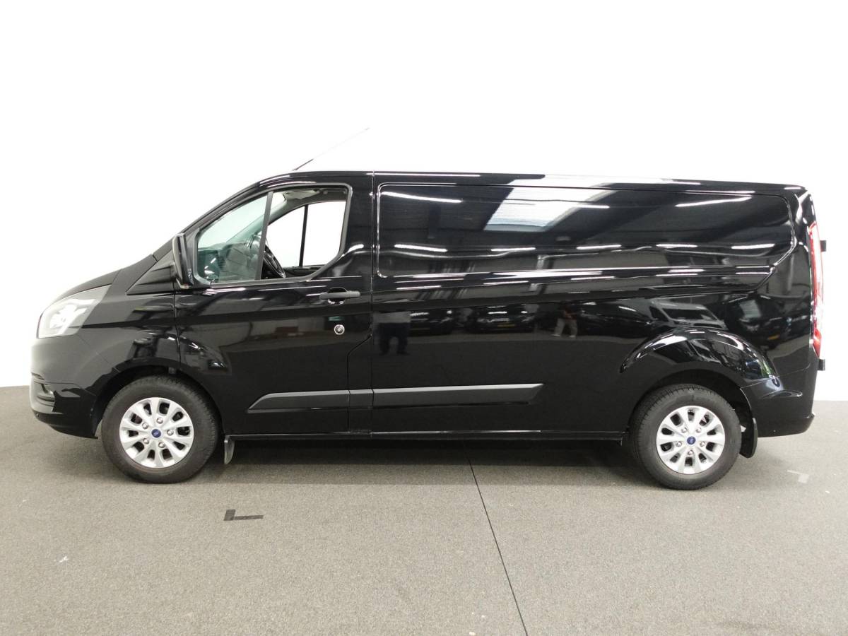Ford Transit Custom Ford Transit Custom 300 2.0 TDCI L2H1 Trend Automaat Airco Navigatie Cruisecontrol Camera Parkeersensoren