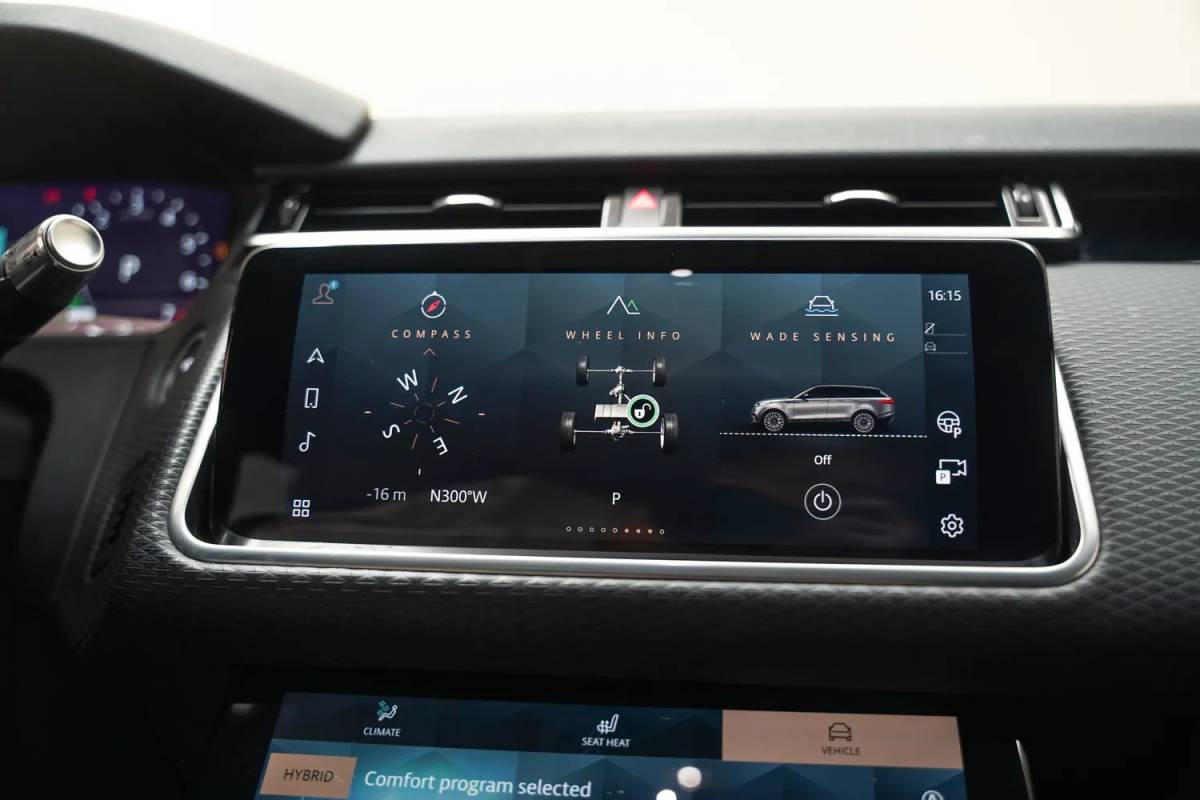 Land Rover Range Rover Velar Land Rover Range Rover Velar 2.0 P400e R-Dynamic SE Aut.[ Panoramadak Leder Stoelverwarming Navi Apple / Android ]