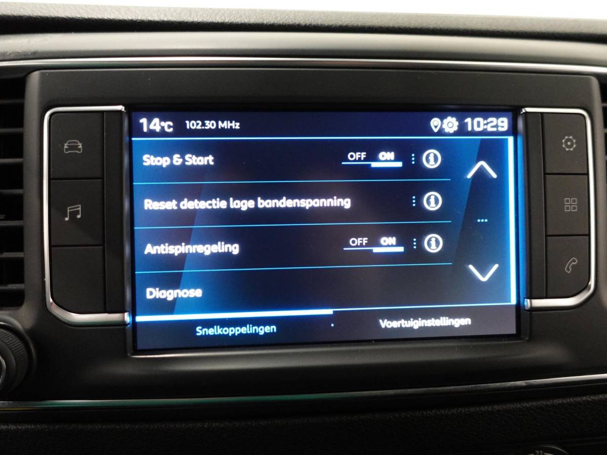 Peugeot Expert Peugeot Expert 2.0 BlueHDI 180PK Long Premium Automaat  Airco Carplay Navigatie Cruise control   3-zits