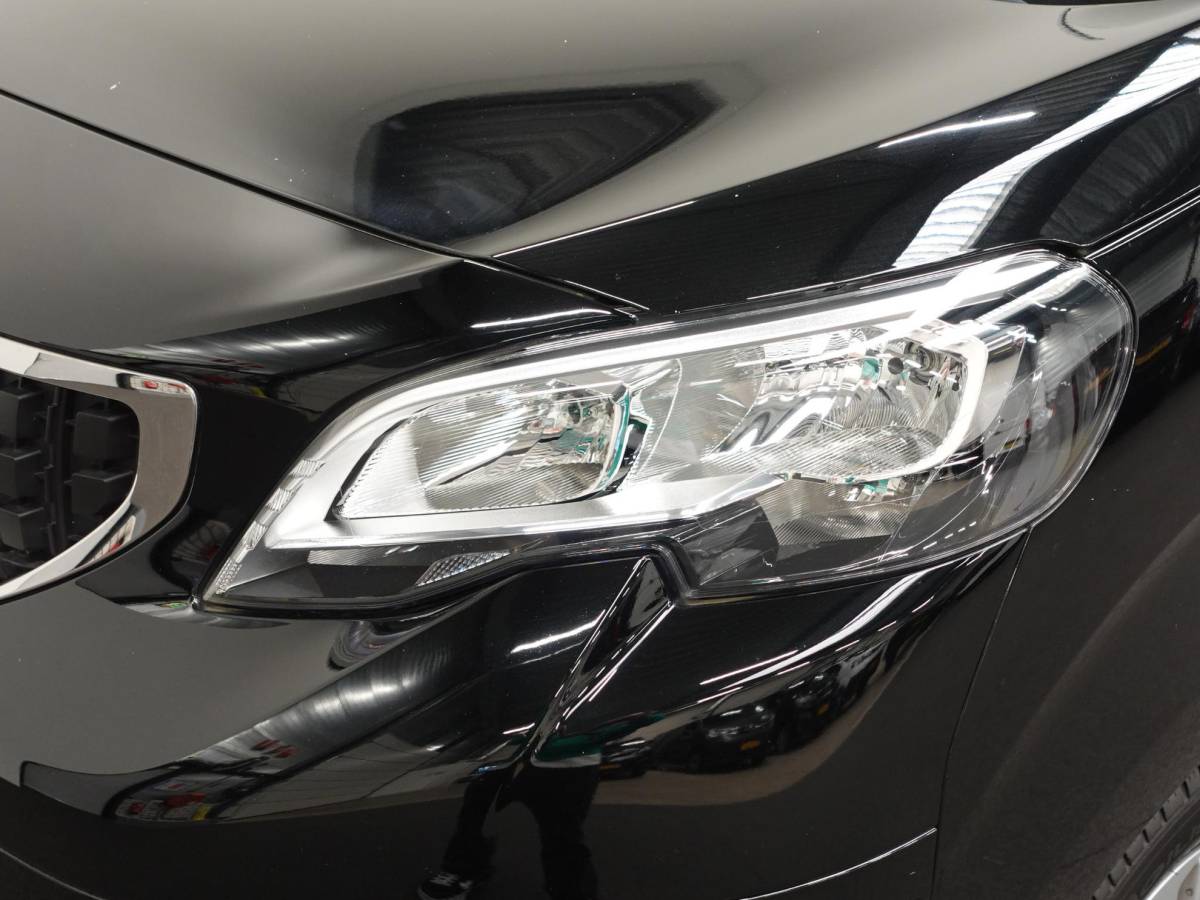 Peugeot Expert Peugeot Expert 2.0 BlueHDI 180PK Long Premium Automaat  Airco Carplay Navigatie Cruise control   3-zits