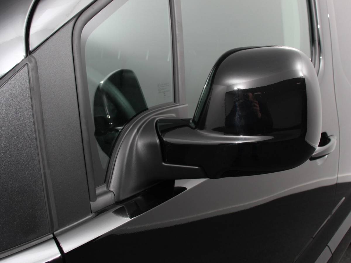 Opel Combo Opel Combo 1.5 BlueHDi 130PK L2 Automaat Apple Carplay / Android Auto Navigatie Trekhaak Airco Camera Cruise Control Parkeersensoren V+A DAB