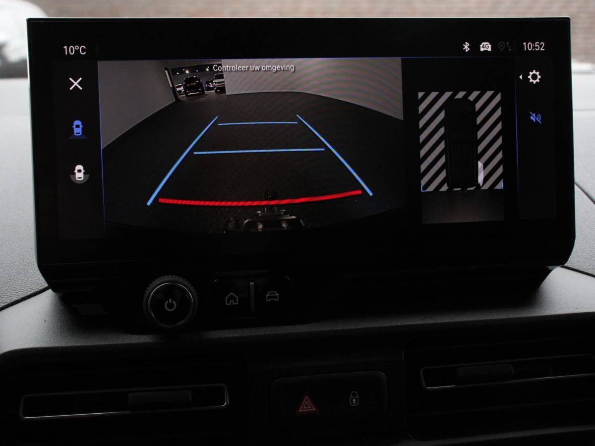 Opel Combo Opel Combo 1.5 BlueHDi 130PK L2 Automaat Apple Carplay / Android Auto Navigatie Trekhaak Airco Camera Cruise Control Parkeersensoren V+A DAB