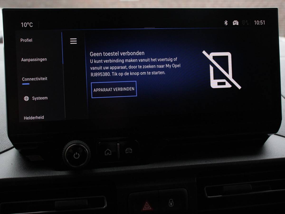 Opel Combo Opel Combo 1.5 BlueHDi 130PK L2 Automaat Apple Carplay / Android Auto Navigatie Trekhaak Airco Camera Cruise Control Parkeersensoren V+A DAB