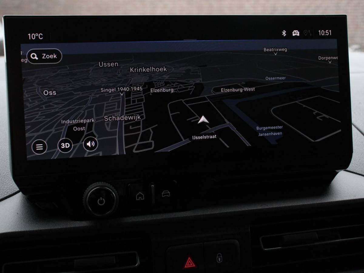 Opel Combo Opel Combo 1.5 BlueHDi 130PK L2 Automaat Apple Carplay / Android Auto Navigatie Trekhaak Airco Camera Cruise Control Parkeersensoren V+A DAB
