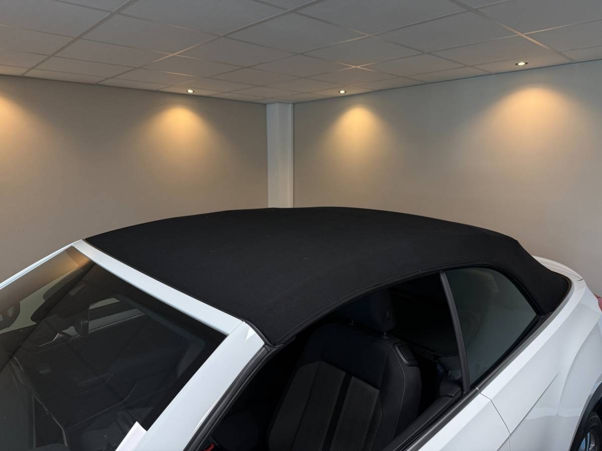 Volkswagen T-Roc Volkswagen T-Roc Cabrio 1.5 TSI Style *50.000Km!* Dealer OH|Carplay|Camera|Stoelverw.|Adapt.Cruise|DAB|IQ-Drive|NAP