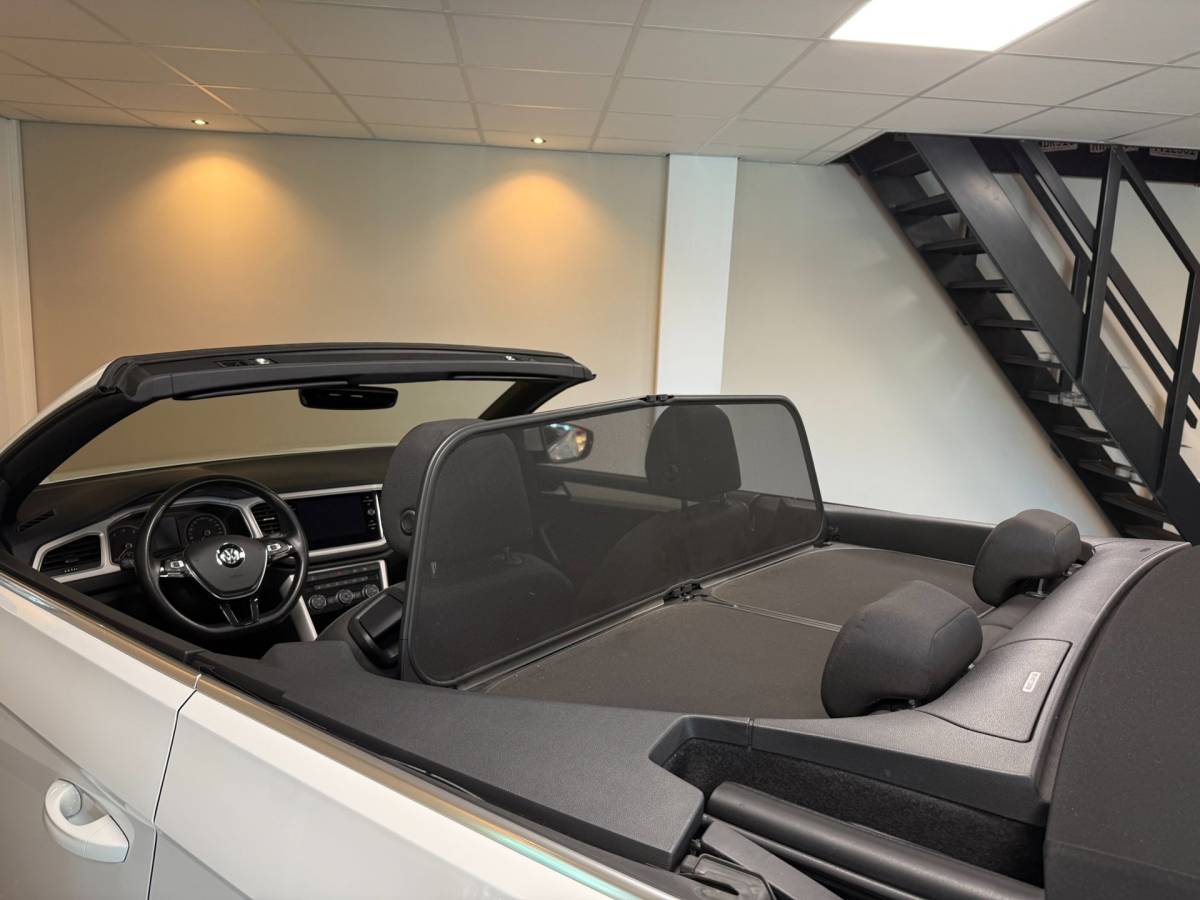 Volkswagen T-Roc Volkswagen T-Roc Cabrio 1.5 TSI Style *50.000Km!* Dealer OH|Carplay|Camera|Stoelverw.|Adapt.Cruise|DAB|IQ-Drive|NAP