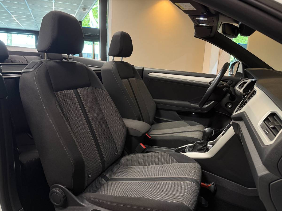 Volkswagen T-Roc Volkswagen T-Roc Cabrio 1.5 TSI Style *50.000Km!* Dealer OH|Carplay|Camera|Stoelverw.|Adapt.Cruise|DAB|IQ-Drive|NAP