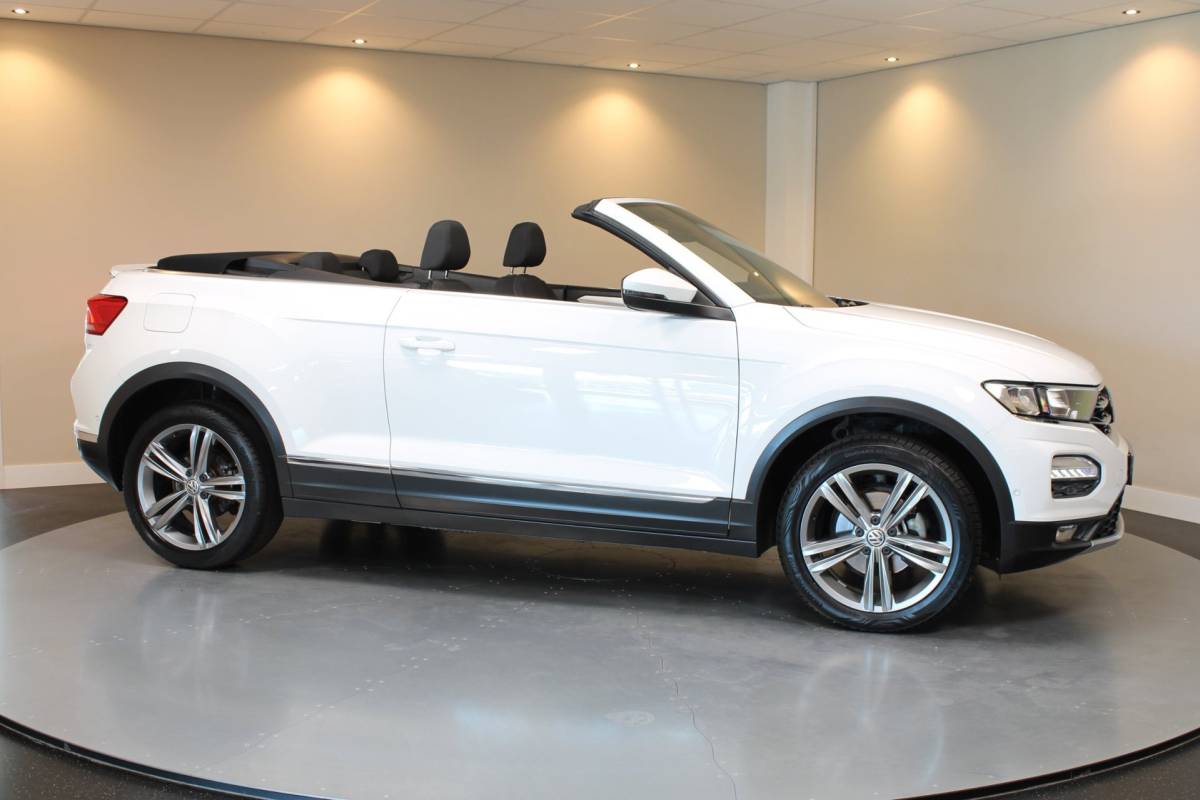 Volkswagen T-Roc Volkswagen T-Roc Cabrio 1.5 TSI Style *50.000Km!* Dealer OH|Carplay|Camera|Stoelverw.|Adapt.Cruise|DAB|IQ-Drive|NAP