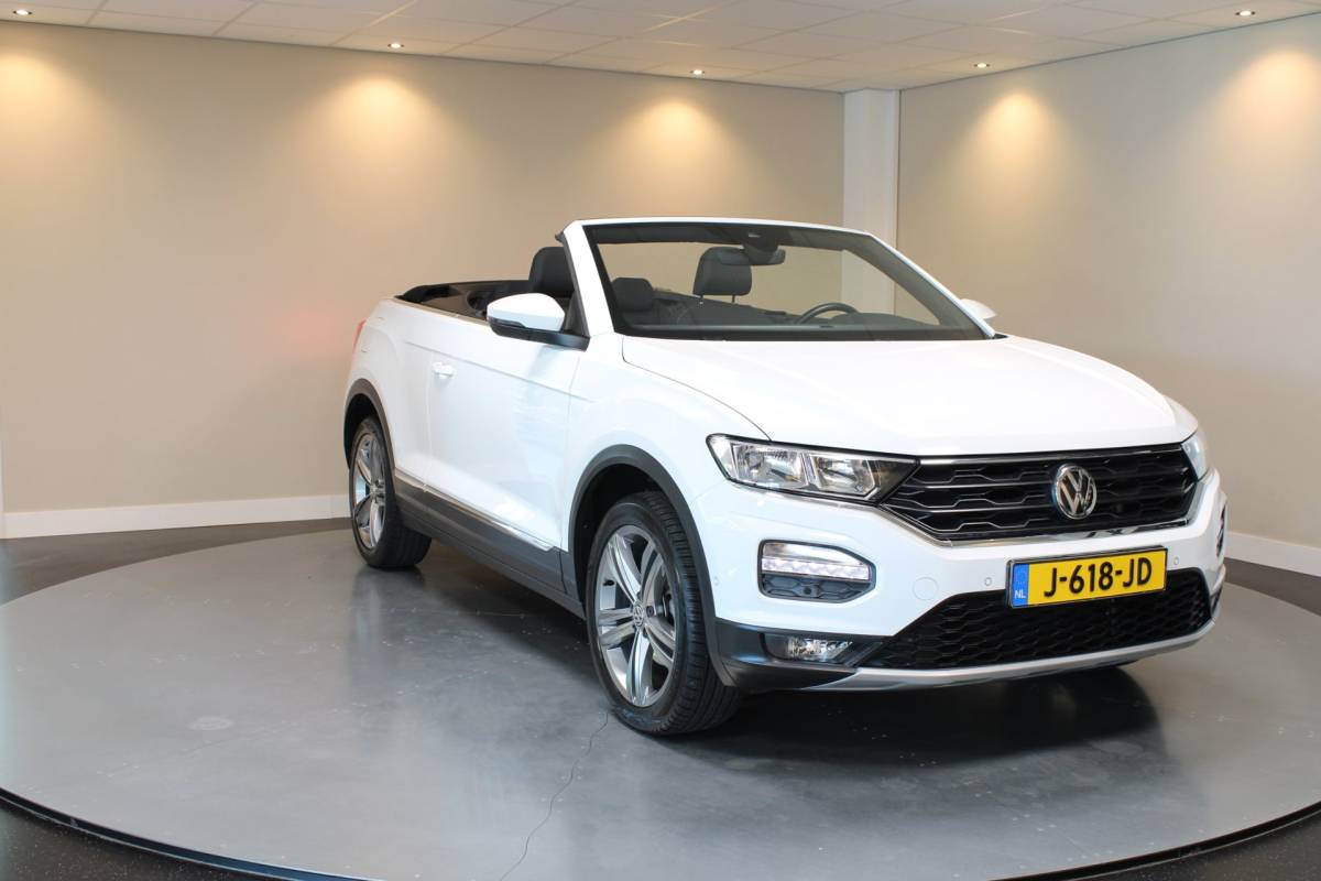 Volkswagen T-Roc Volkswagen T-Roc Cabrio 1.5 TSI Style *50.000Km!* Dealer OH|Carplay|Camera|Stoelverw.|Adapt.Cruise|DAB|IQ-Drive|NAP
