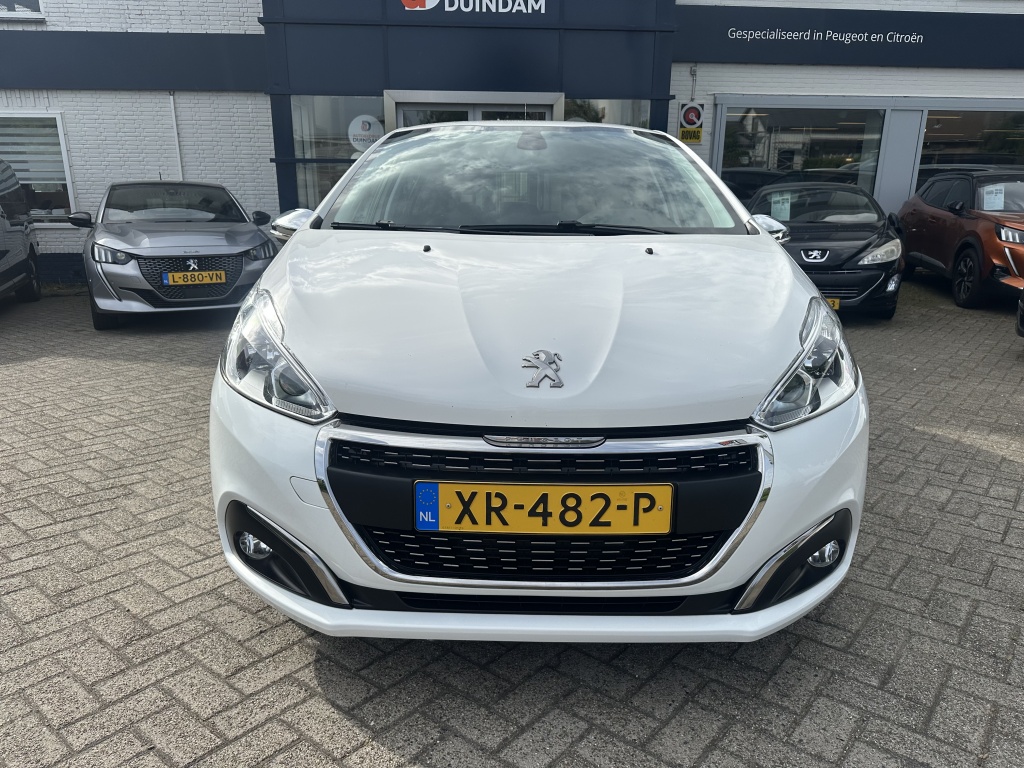 Peugeot 208 Peugeot 208 Peugeot 208 1.2 Signature | Distributieriem Vervangen |