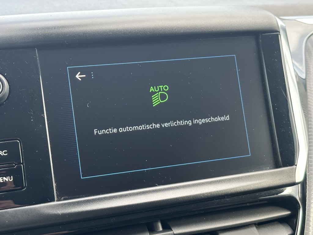 Peugeot 208 Peugeot 208 Peugeot 208 1.2 Signature | Distributieriem Vervangen |
