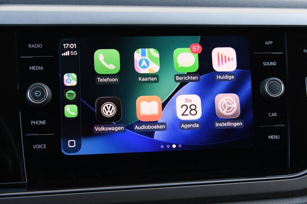 Volkswagen Polo Volkswagen Polo 1.0 TSI 140 PK PANO|ACC|CARPLAY