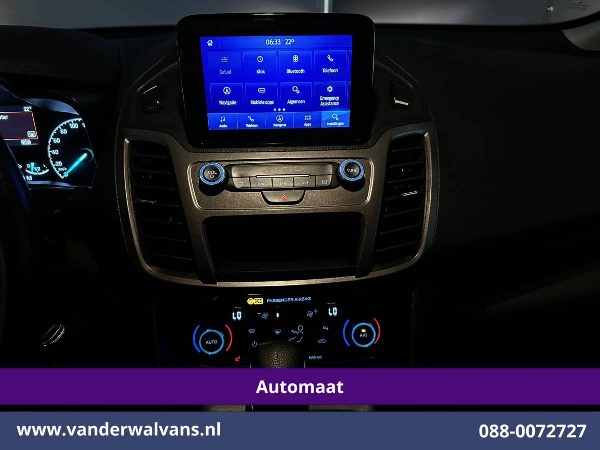 Ford Transit Connect Ford Transit Connect 1.5 EcoBlue 120pk Automaat L2H1 Euro6 Airco | 2x Zijdeur | 3-Zits | Camera | Navigatie | Cruisecontrol Apple Carplay, Android Auto, Stoelverwarming, Verwarmde voorruit, Parkeersensoren, Bijrijdersbank