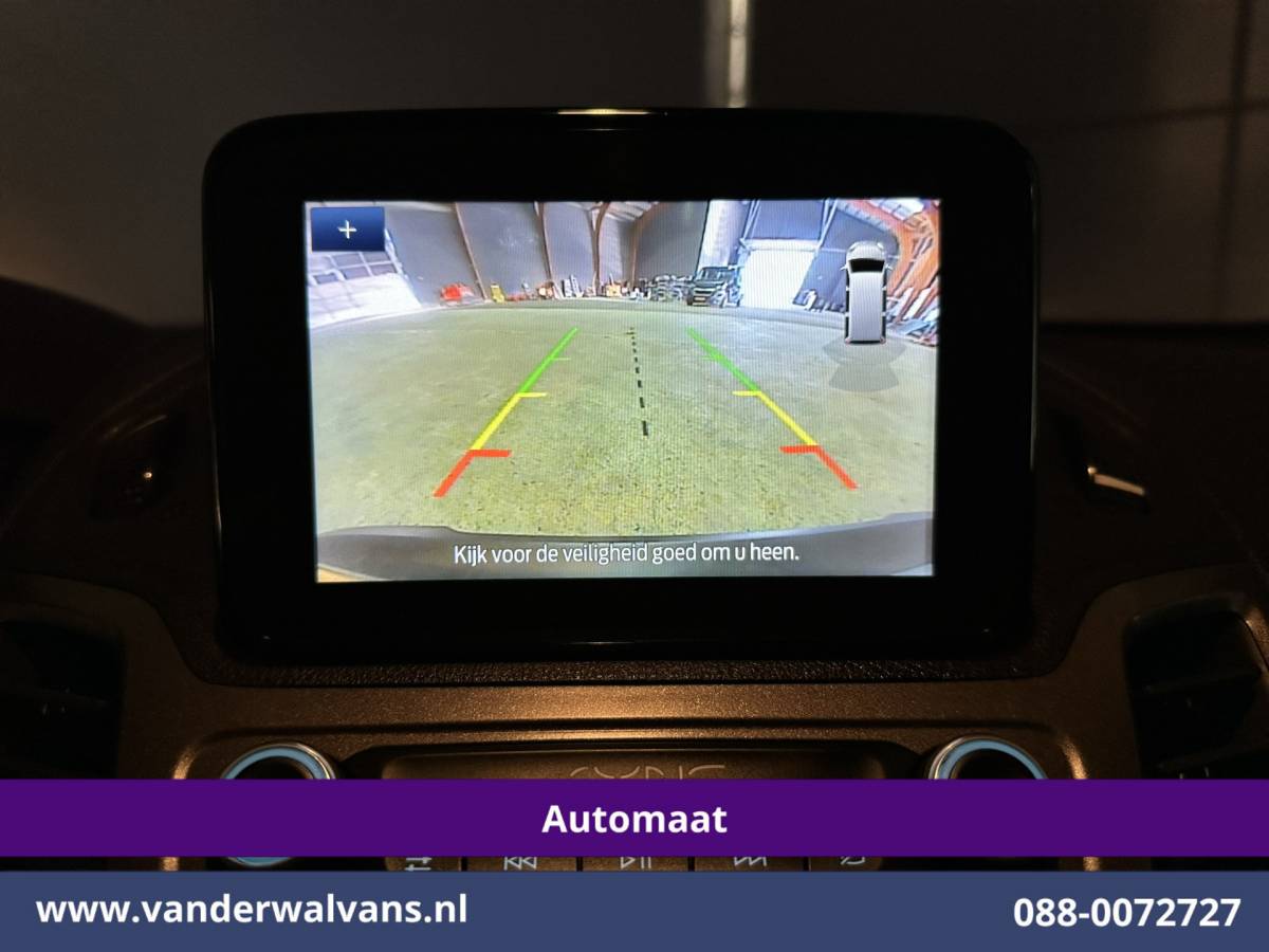 Ford Transit Connect Ford Transit Connect 1.5 EcoBlue 120pk Automaat L2H1 Euro6 Airco | 2x Zijdeur | 3-Zits | Camera | Navigatie | Cruisecontrol Apple Carplay, Android Auto, Stoelverwarming, Verwarmde voorruit, Parkeersensoren, Bijrijdersbank