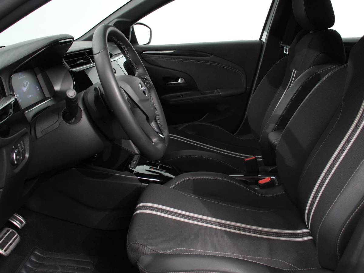 Opel Corsa Opel Corsa 1.2 Turbo 100pk Automaat GS DEMO! Navigatie Apple Carplay/Android Auto Digitale Cockpit Camera Parkeer sensoren Airco Lichtmetalen velgen