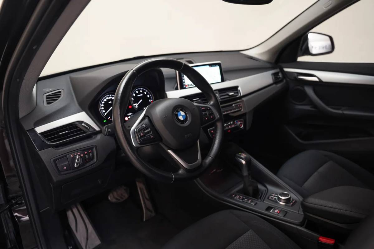 BMW X1 BMW X1 xDrive25e Executive Aut. [ LED Navi Camera ]