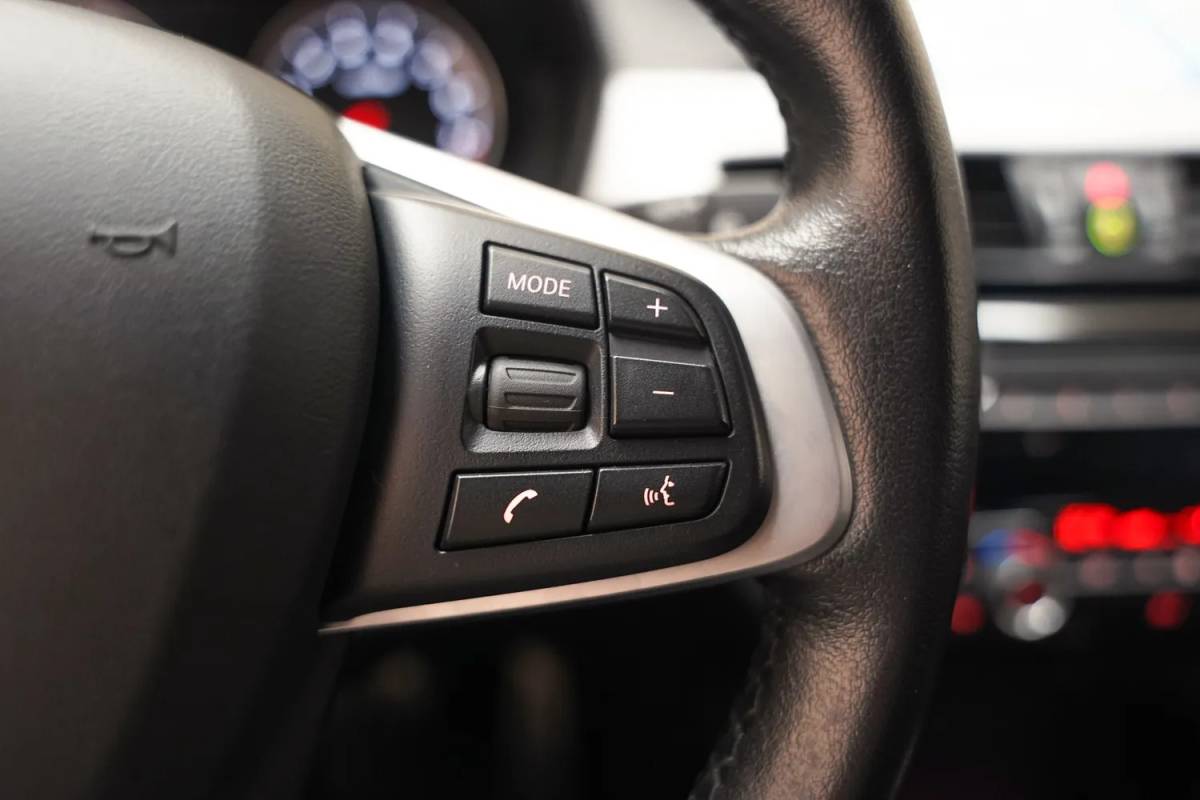 BMW X1 BMW X1 xDrive25e Executive Aut. [ LED Navi Camera ]