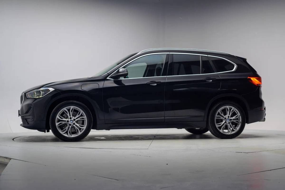 BMW X1 BMW X1 xDrive25e Executive Aut. [ LED Navi Camera ]