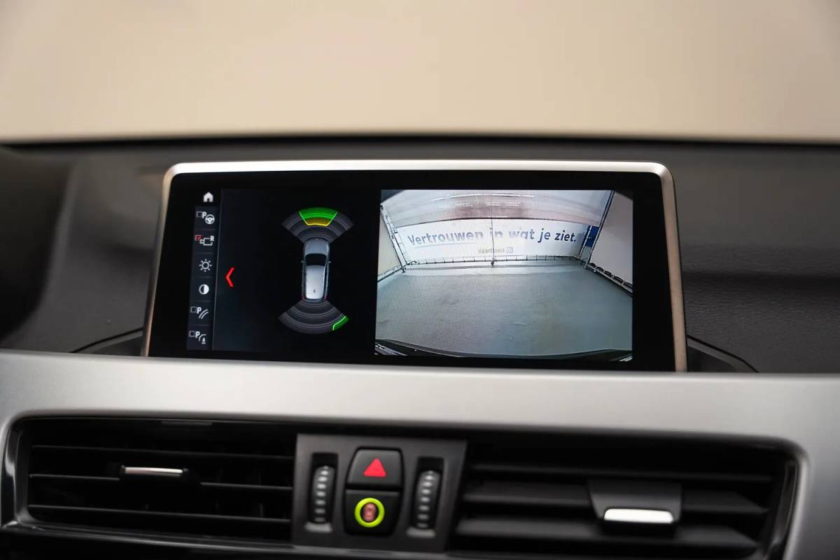 BMW X1 BMW X1 xDrive25e Executive Aut. [ LED Navi Camera ]